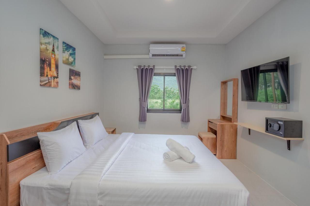 Malinee Resort Bang Tao Beach  Extérieur photo